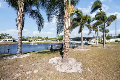 2 S Botany Bay Circle, Englewood, FL 34223 - Photo 7