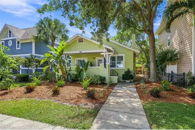 146 13th Avenue NE, Saint Petersburg, FL 33701 - Photo 1
