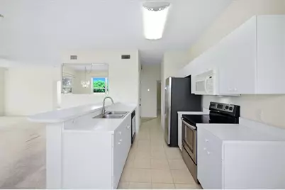 5056 Oak Run Drive, Sarasota, FL 34243 - Photo 15