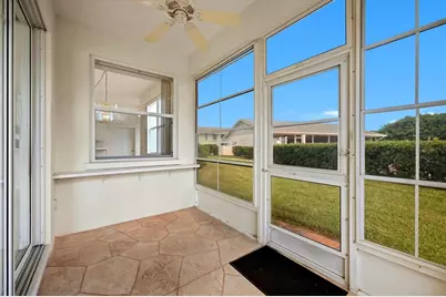 5056 Oak Run Drive, Sarasota, FL 34243 - Photo 37