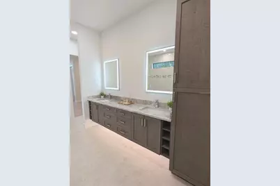 2110 Michele Drive, Sarasota, FL 34231 - Photo 29