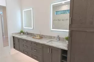 2110 Michele Dr, Sarasota, FL 34231 - Photo 29