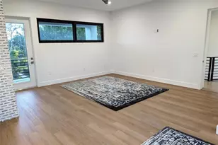 2110 Michele Dr, Sarasota, FL 34231 - Photo 45