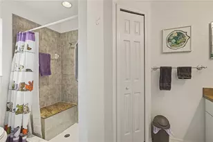 107 Byron Ct, Rotonda West, FL 33947 - Photo 31