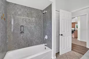 102 Brenda Ln, Nokomis, FL 34275 - Photo 31