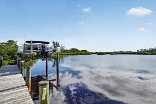 102 Brenda Ln, Nokomis, FL 34275 - Photo 41