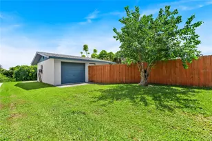 142 2nd Ave, Nokomis, FL 34275 - Photo 33