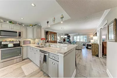 812 Spring Lakes Blvd., Bradenton, FL 34210 - Photo 3