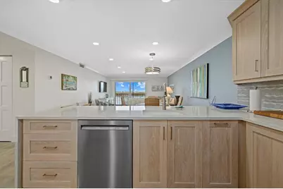 9393 Midnight Pass Road #302, Sarasota, FL 34242 - Photo 5