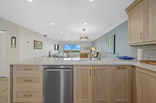 9393 Midnight Pass Rd, Sarasota, FL 34242 - Photo 5