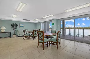 9393 Midnight Pass Rd, Sarasota, FL 34242 - Photo 29