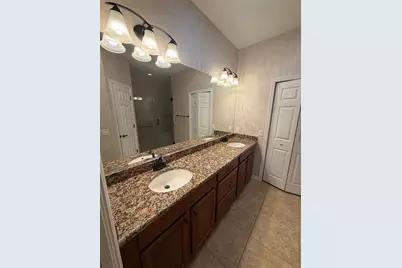 7315 Emma Road, Bradenton, FL 34209 - Photo 13