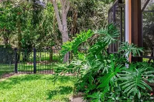 7315 Emma Rd, Bradenton, FL 34209 - Photo 9