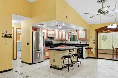 3280 Siesta Drive, Venice, FL 34293 - Photo 13
