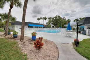 303 47th Ave Dr W, Bradenton, FL 34207 - Photo 37
