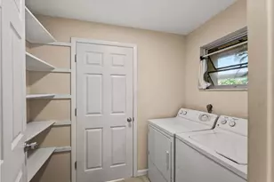 7113 Bright Creek Dr, Sarasota, FL 34231 - Photo 23