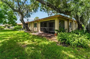 7113 Bright Creek Dr, Sarasota, FL 34231 - Photo 5
