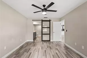 7113 Bright Creek Dr, Sarasota, FL 34231 - Photo 33