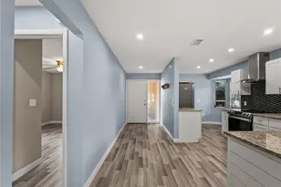 7113 Bright Creek Dr, Sarasota, FL 34231 - Photo 25