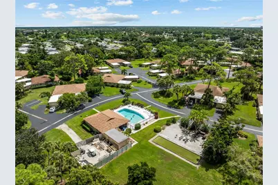 7113 Bright Creek Drive #100, Sarasota, FL 34231 - Photo 43