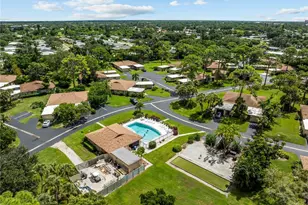7113 Bright Creek Dr, Sarasota, FL 34231 - Photo 43