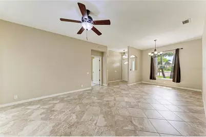 4315 73rd Terrace E, Sarasota, FL 34243 - Photo 11