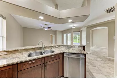 4315 73rd Terrace E, Sarasota, FL 34243 - Photo 21