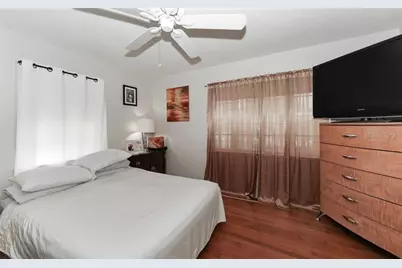 2141 Sunnyside Lane, Sarasota, FL 34239 - Photo 11