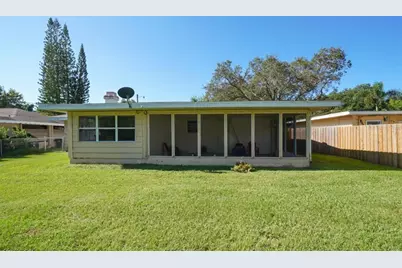 2141 Sunnyside Lane, Sarasota, FL 34239 - Photo 15