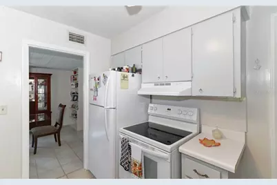 2141 Sunnyside Lane, Sarasota, FL 34239 - Photo 9