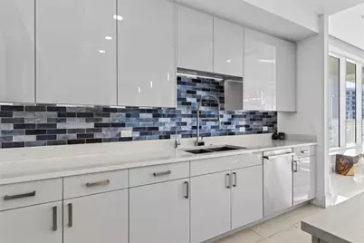 540 N Tamiami Trail #1604, Sarasota, FL 34236 - Photo 29