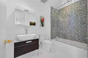 1281 Gulf Of Mexico Dr Dr, Longboat Key, FL 34228 - Photo 63