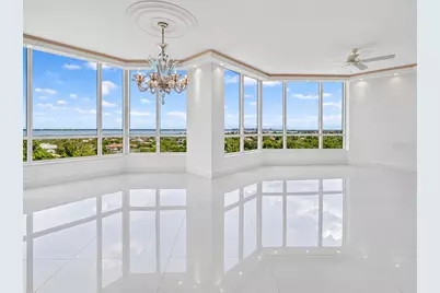 1281 Gulf Of Mexico Drive Drive #707, Longboat Key, FL 34228 - Photo 9