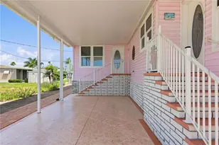 34 Bayview Dr, Bradenton, FL 34210 - Photo 9