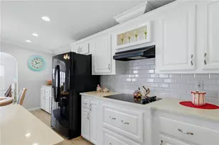34 Bayview Dr, Bradenton, FL 34210 - Photo 23