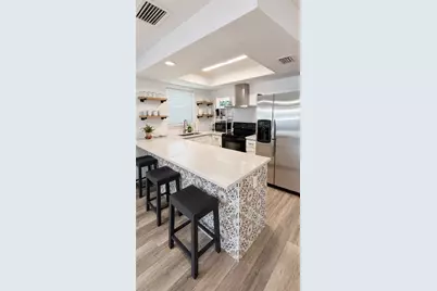 2343 Eugene Street, Sarasota, FL 34231 - Photo 9