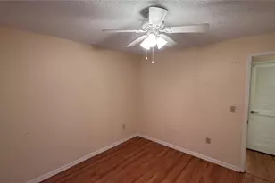 4541 Mohican Trail, Sarasota, FL 34233 - Photo 19