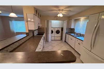 4541 Mohican Trail #20, Sarasota, FL 34233 - Photo 11