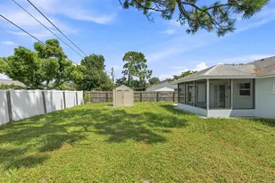 1019 Hope St, Venice, FL 34285 - Photo 45