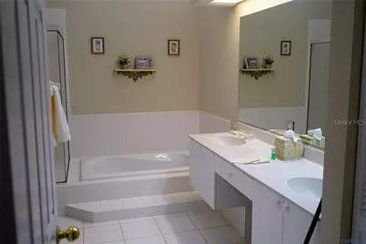 8718 53rd Terrace E, Lakewood Ranch, FL 34211 - Photo 11