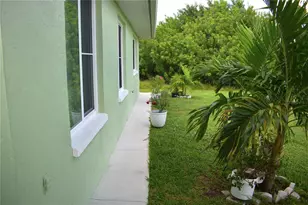 266 Warwick St NW, Port Charlotte, FL 33952 - Photo 11