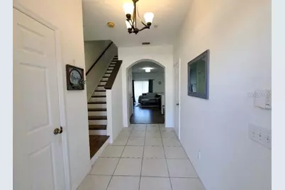 3936 Yellowstone Circle, Sarasota, FL 34233 - Photo 5