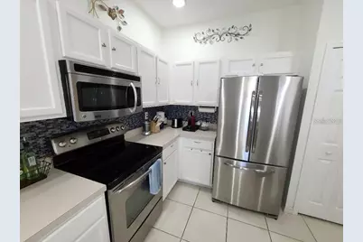 3936 Yellowstone Circle, Sarasota, FL 34233 - Photo 11