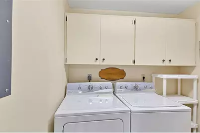7143 Wood Creek Drive #203, Sarasota, FL 34231 - Photo 23