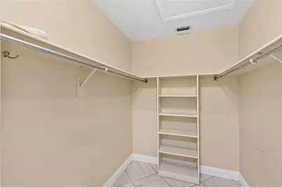 7143 Wood Creek Drive #203, Sarasota, FL 34231 - Photo 27