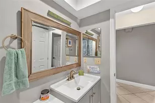 7143 Wood Creek Dr, Sarasota, FL 34231 - Photo 25