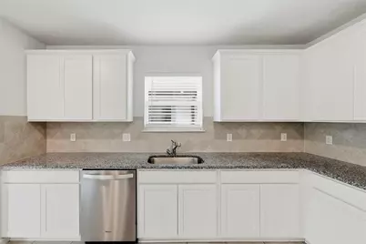 9469 Rally Spring Loop, Wesley Chapel, FL 33545 - Photo 15