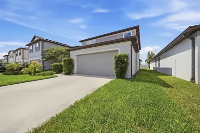 9469 Rally Spring Loop, Wesley Chapel, FL 33545 - Photo 3