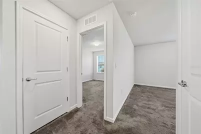9469 Rally Spring Loop, Wesley Chapel, FL 33545 - Photo 7