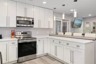 615 S Shade Ave, Sarasota, FL 34237 - Photo 9